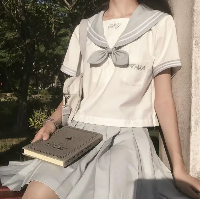 开局落魄女孩华丽逆袭