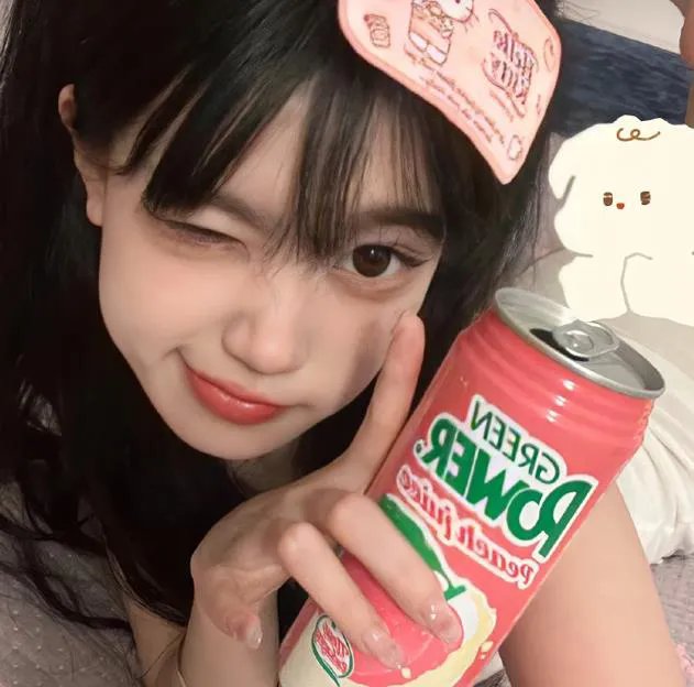 这个警察不太冷